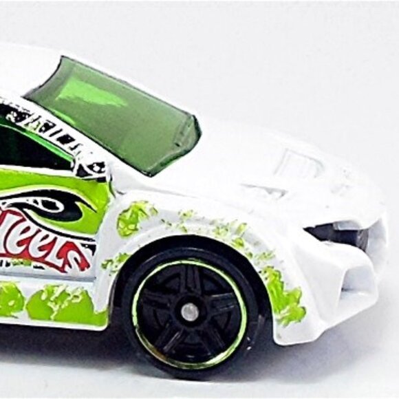 2012 Hot Wheels Loop Coupe Mattel - Picture 7 of 7